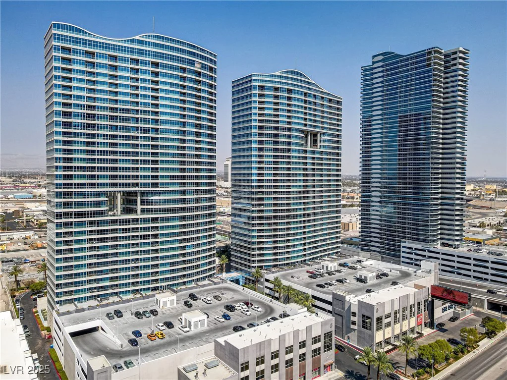 4575 Dean Martin, Las Vegas, NV 89103