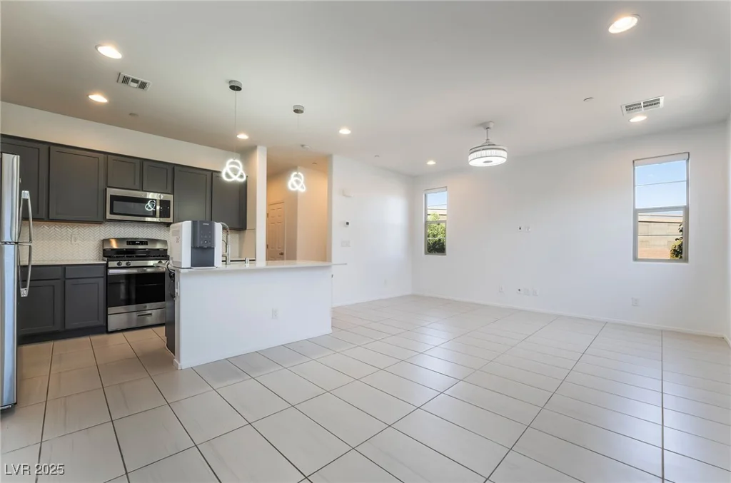 756 Sleeping City, Henderson, NV 89015