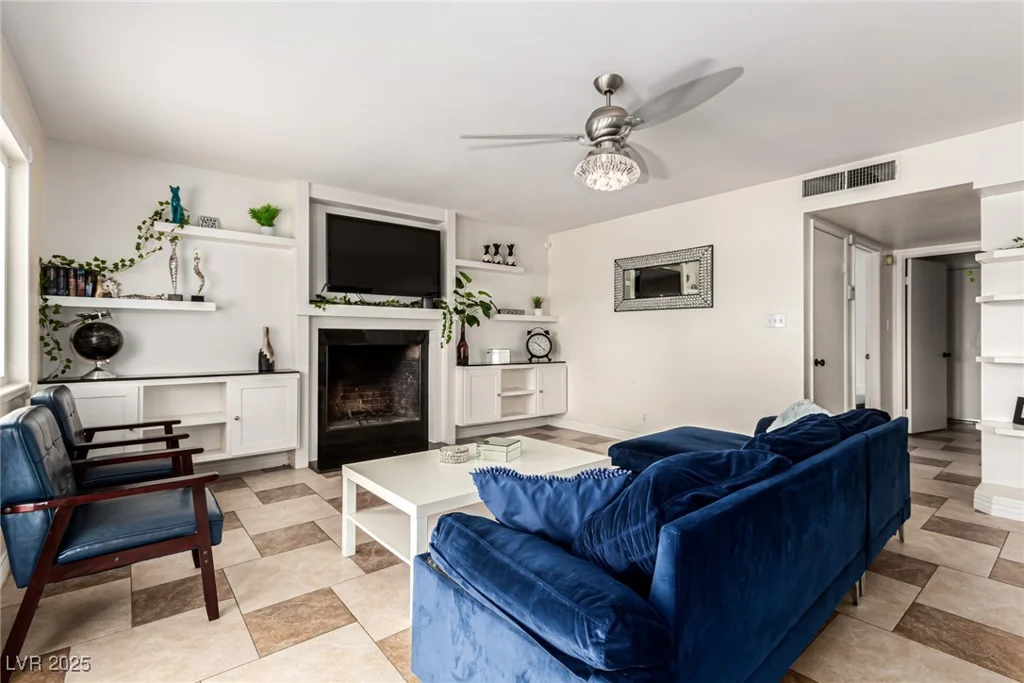7384 Valhalla, Las Vegas, NV 89123