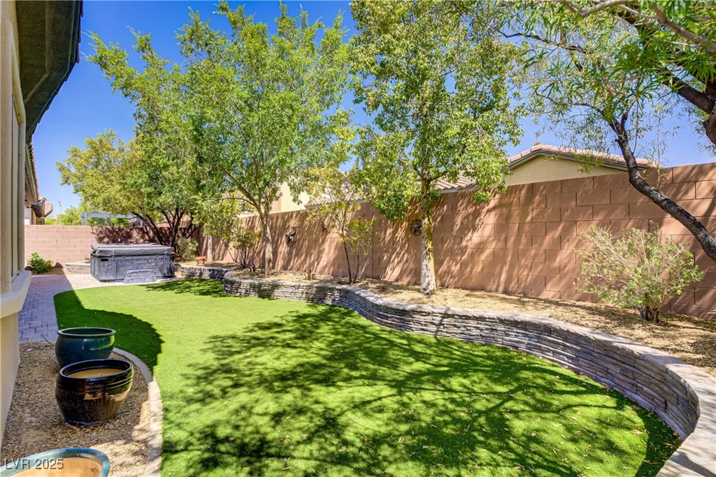 8544 Garden Valley, Las Vegas, NV 89178