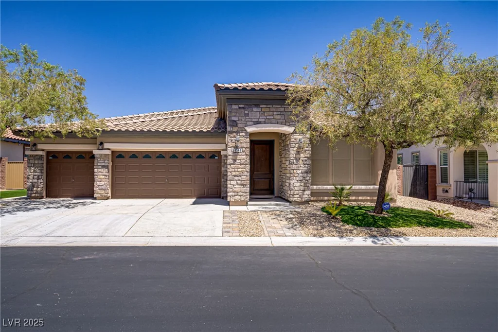 8544 Garden Valley, Las Vegas, NV 89178