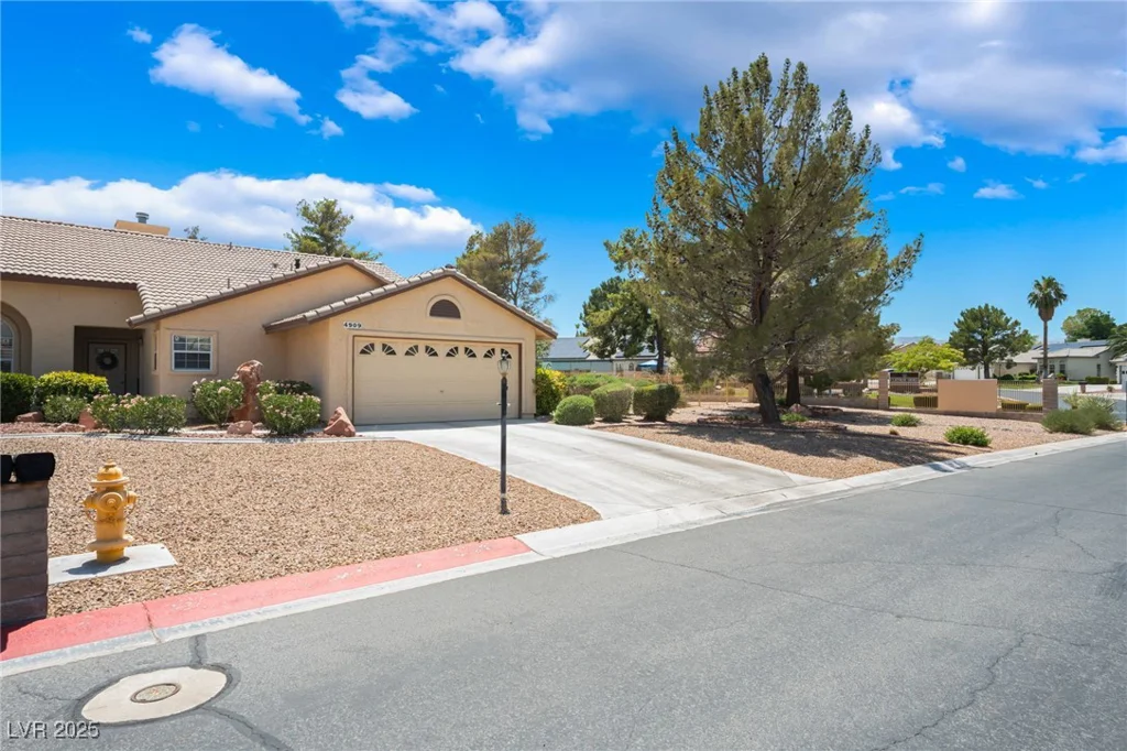 4909 Desert Poppy, Las Vegas, NV 89130