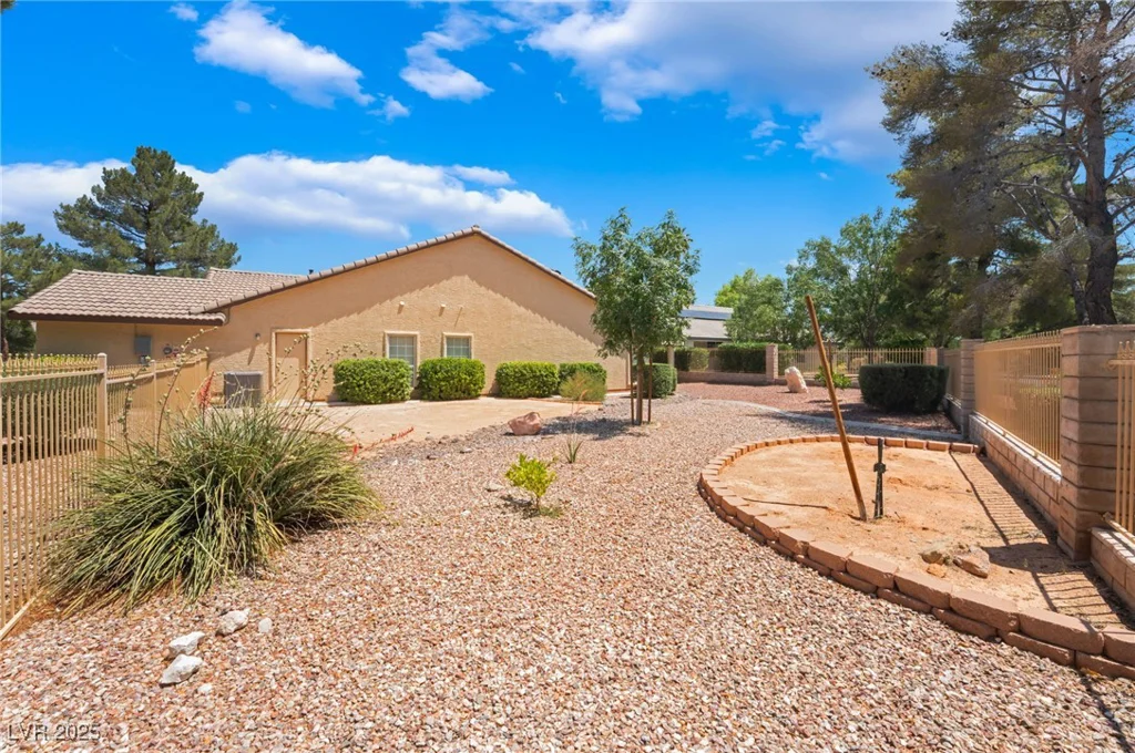 4909 Desert Poppy, Las Vegas, NV 89130