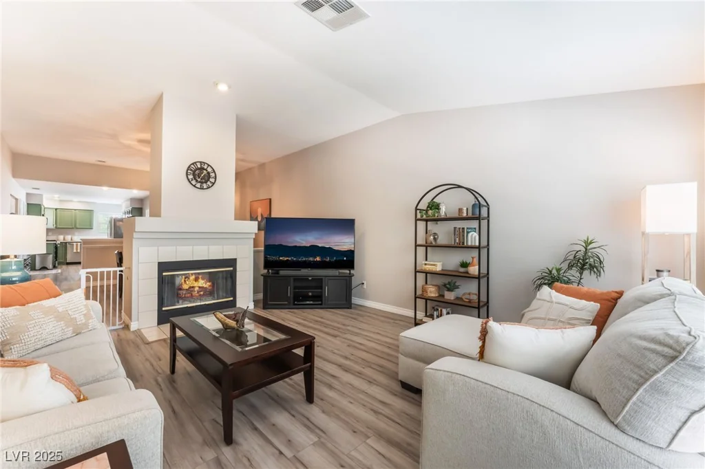 4909 Desert Poppy, Las Vegas, NV 89130