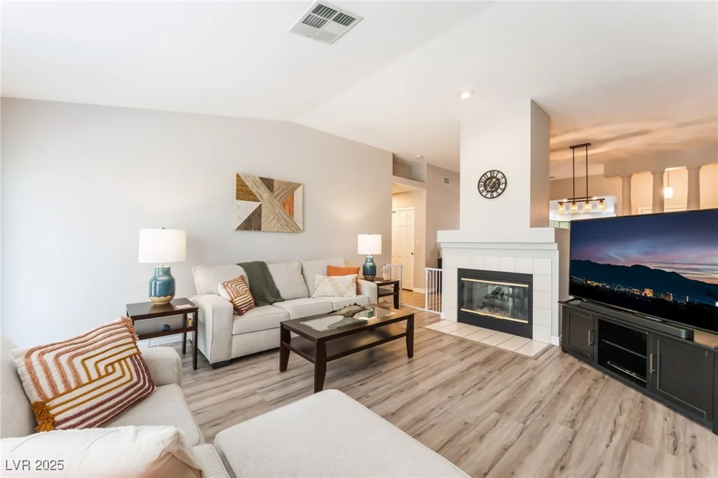 4909 Desert Poppy, Las Vegas, NV 89130
