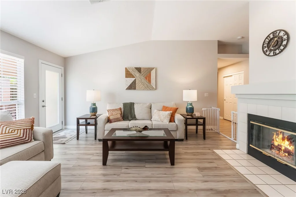 4909 Desert Poppy, Las Vegas, NV 89130