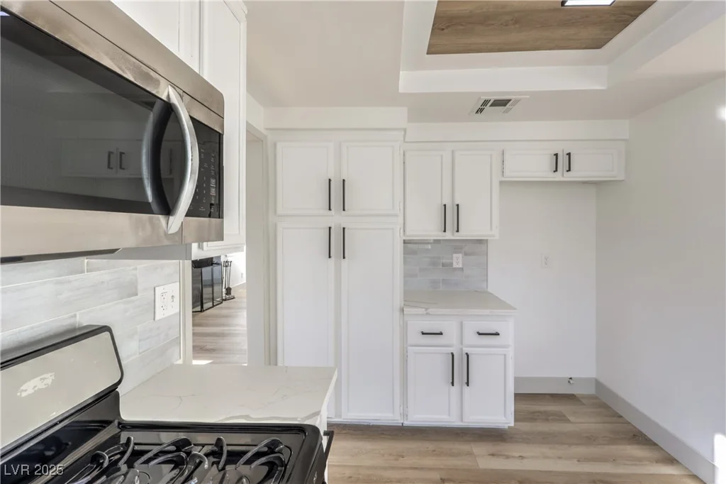 5825 Bent Branch, Las Vegas, NV 89142