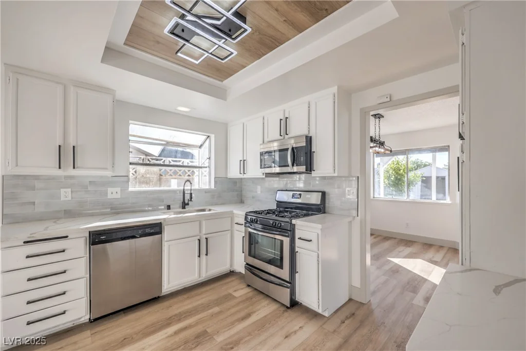 5825 Bent Branch, Las Vegas, NV 89142