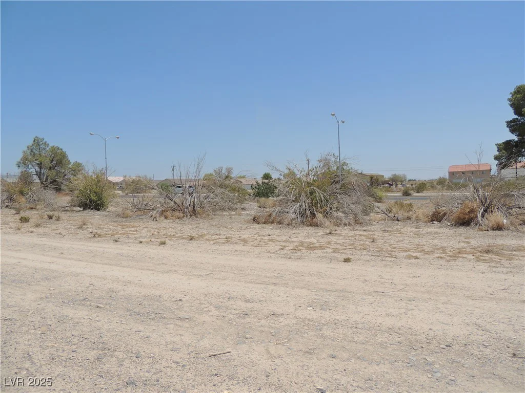 2400 Flintstone, Pahrump, NV 89048
