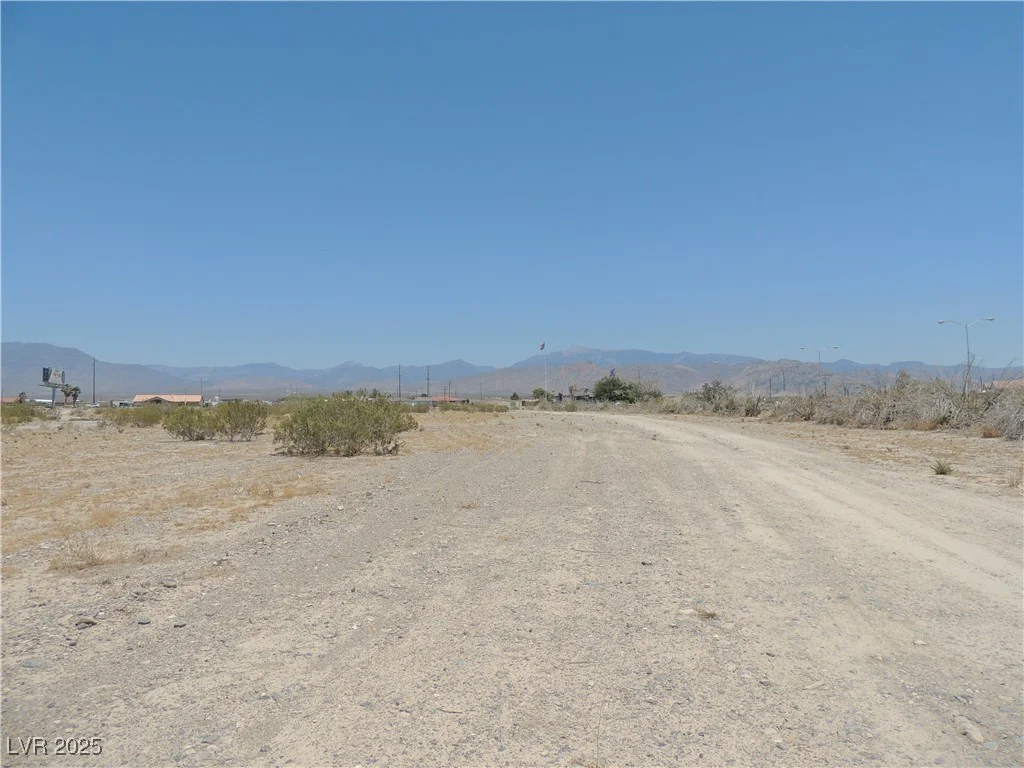 2400 Flintstone, Pahrump, NV 89048
