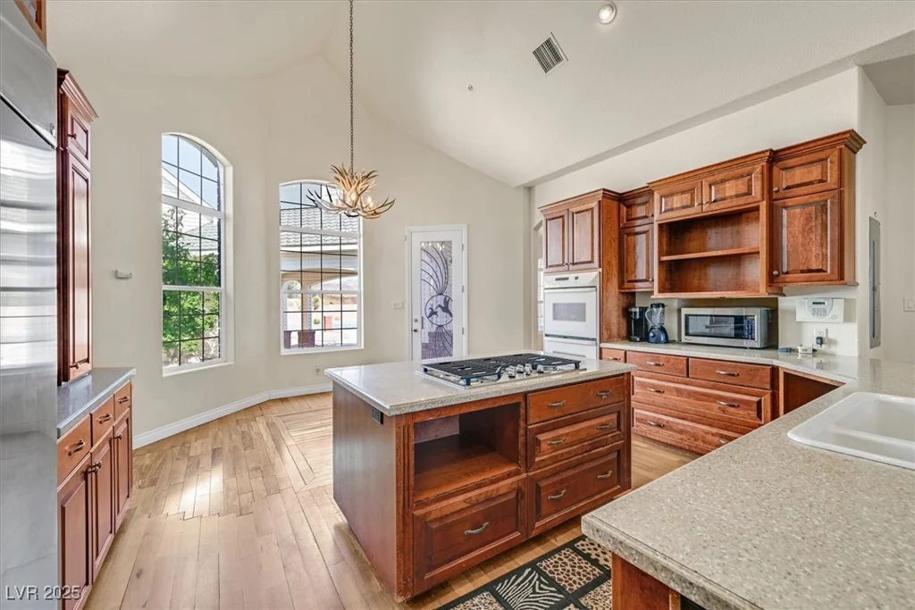 156 Parawan, Henderson, NV 89015
