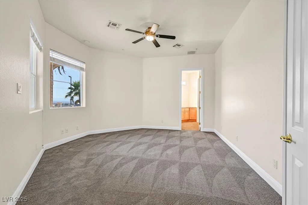 156 Parawan, Henderson, NV 89015