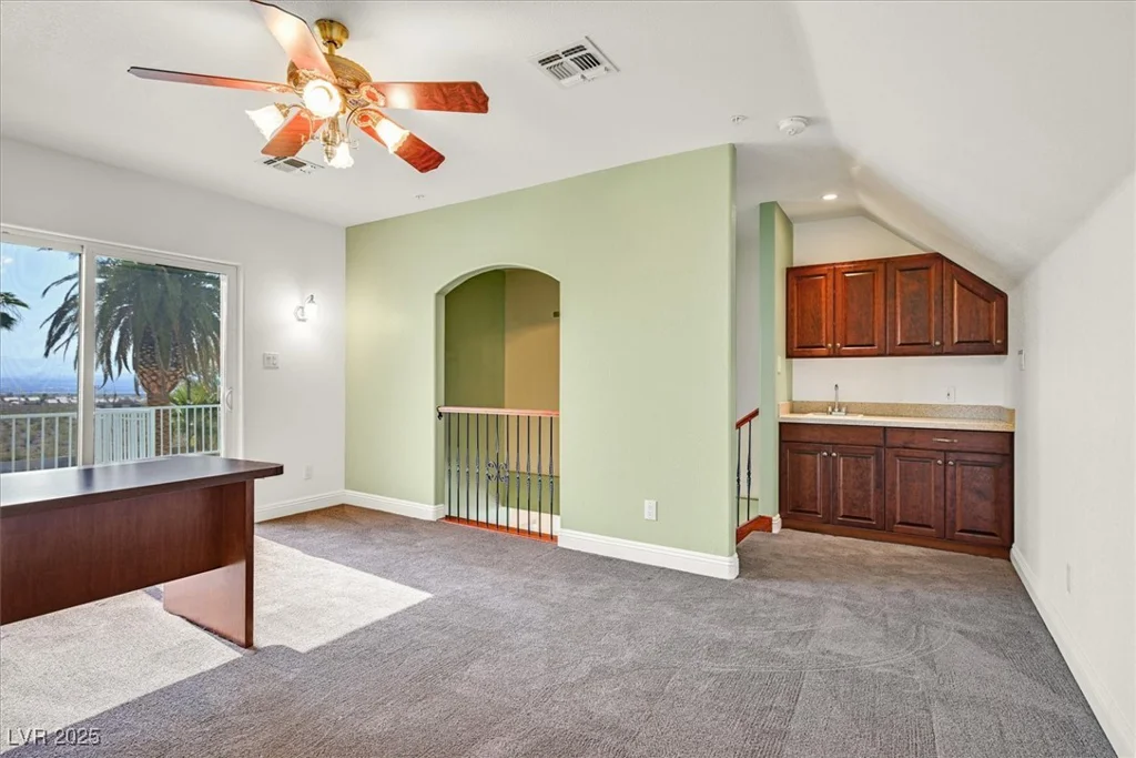 156 Parawan, Henderson, NV 89015