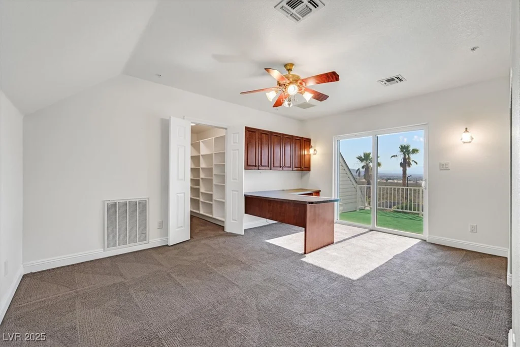 156 Parawan, Henderson, NV 89015