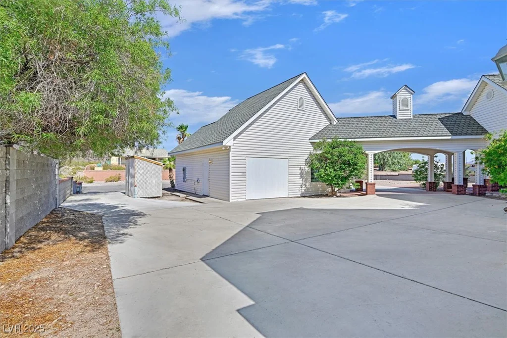 156 Parawan, Henderson, NV 89015