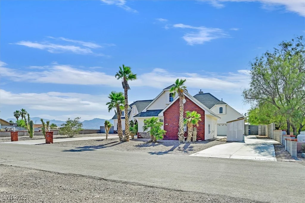 156 Parawan, Henderson, NV 89015