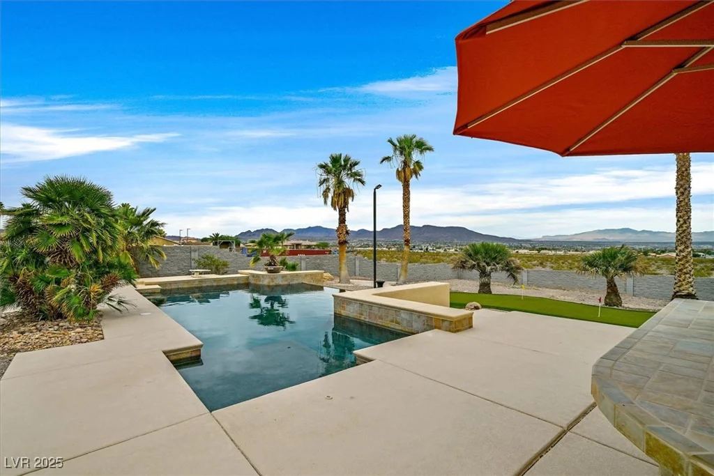 156 Parawan, Henderson, NV 89015
