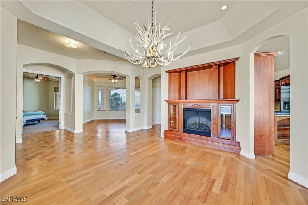 156 Parawan, Henderson, NV 89015