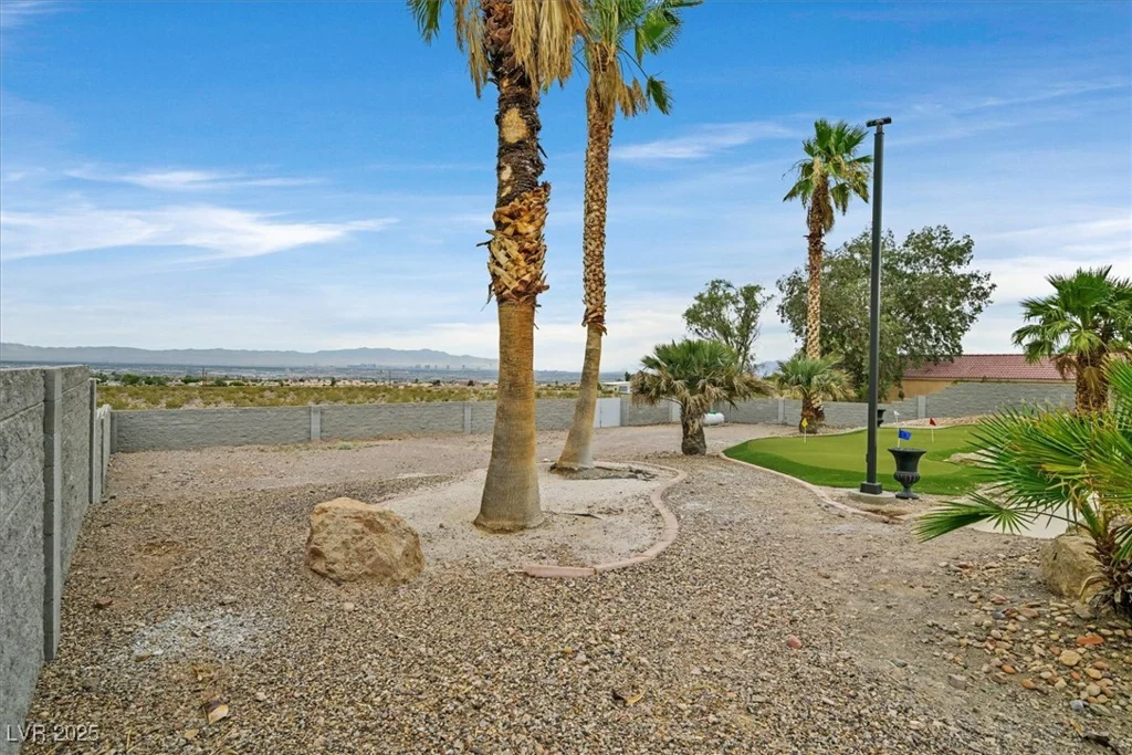 156 Parawan, Henderson, NV 89015