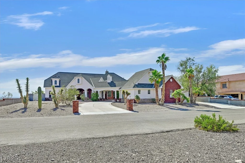 156 Parawan, Henderson, NV 89015