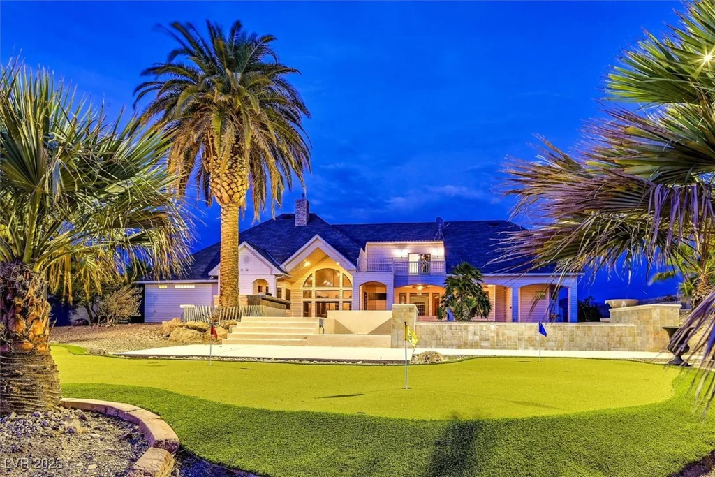 156 Parawan, Henderson, NV 89015