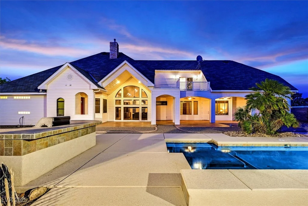 156 Parawan, Henderson, NV 89015