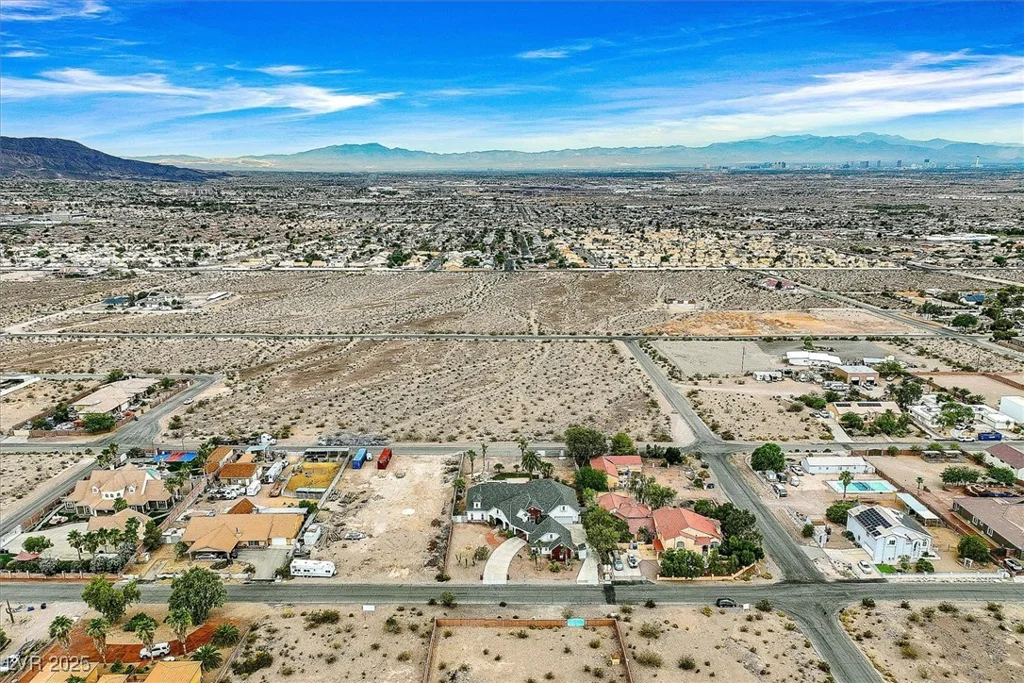 156 Parawan, Henderson, NV 89015