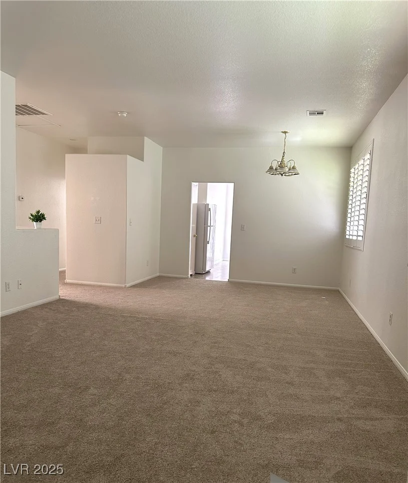 8756 Shady Pines, Las Vegas, NV 89143