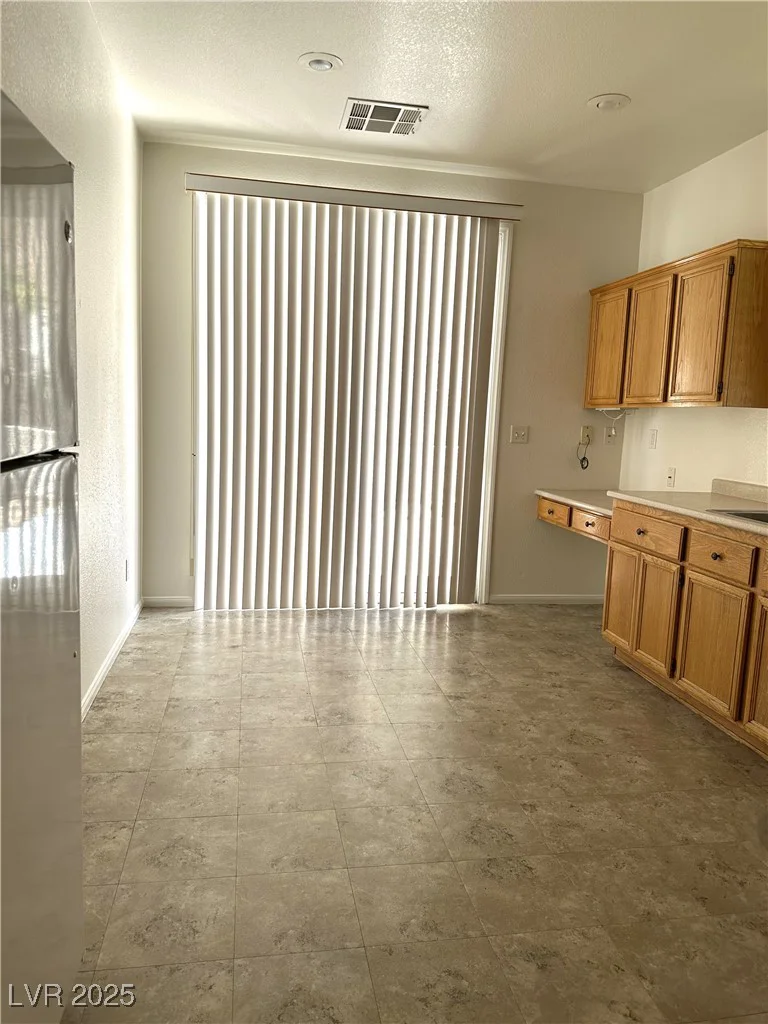 8756 Shady Pines, Las Vegas, NV 89143