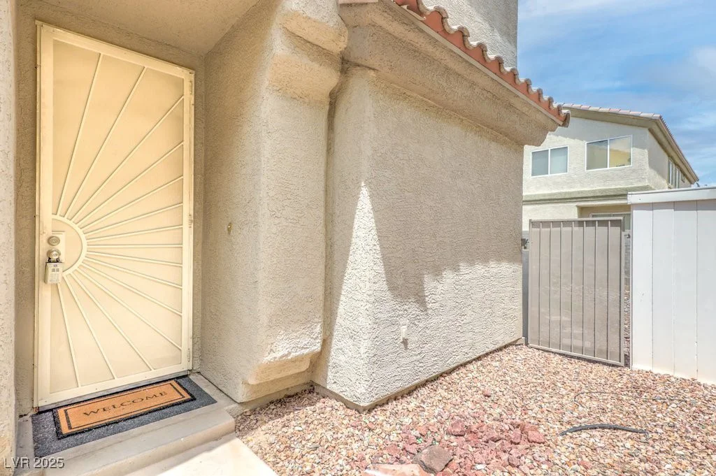 6068 Shyley, Henderson, NV 89011