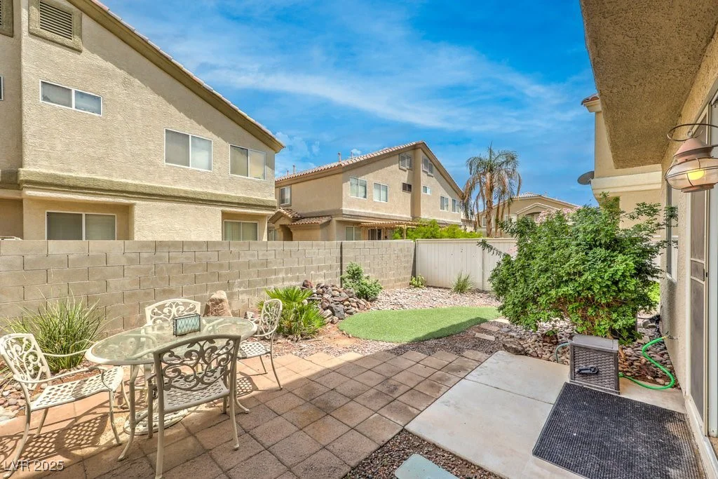6068 Shyley, Henderson, NV 89011
