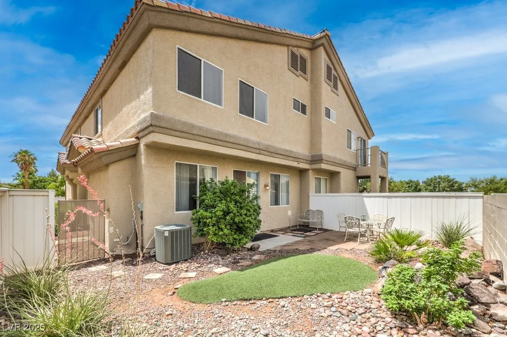 6068 Shyley, Henderson, NV 89011