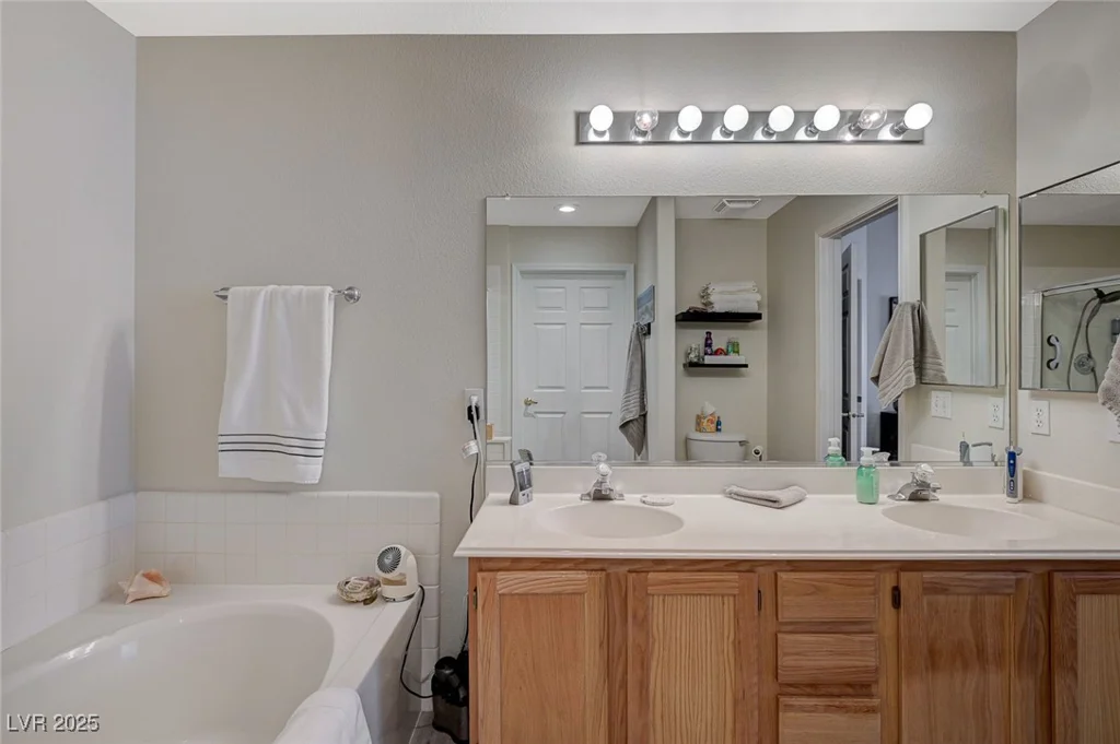 2925 Wigwam, Henderson, NV 89074