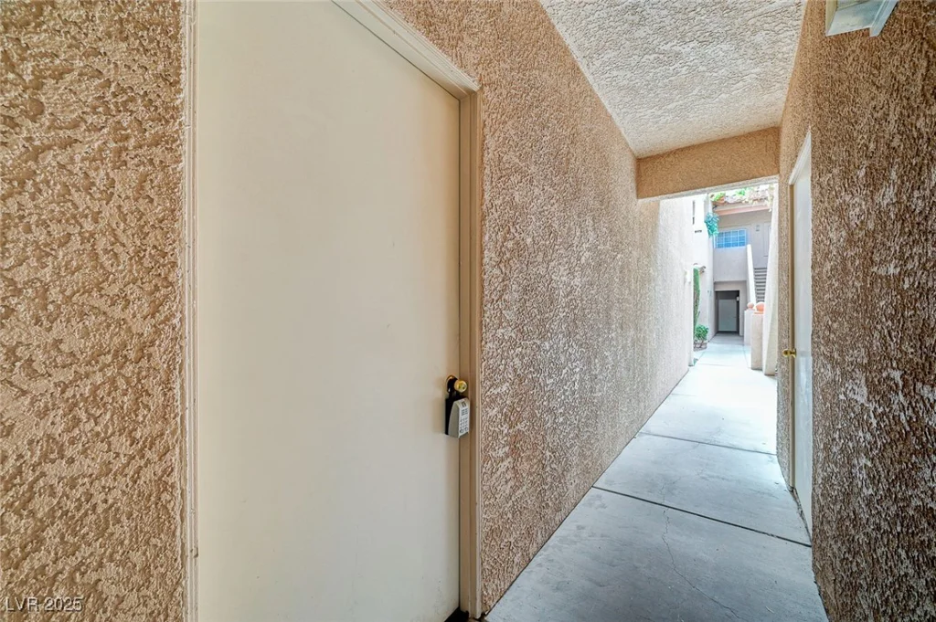 2925 Wigwam, Henderson, NV 89074