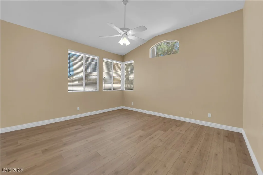 2417 Chestnut Hill, Las Vegas, NV 89134