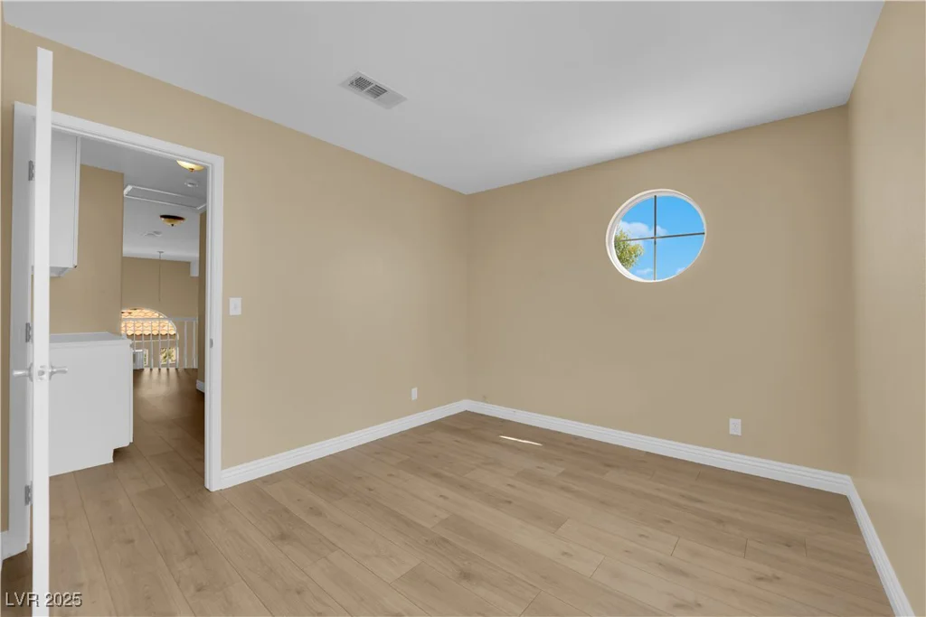 2417 Chestnut Hill, Las Vegas, NV 89134