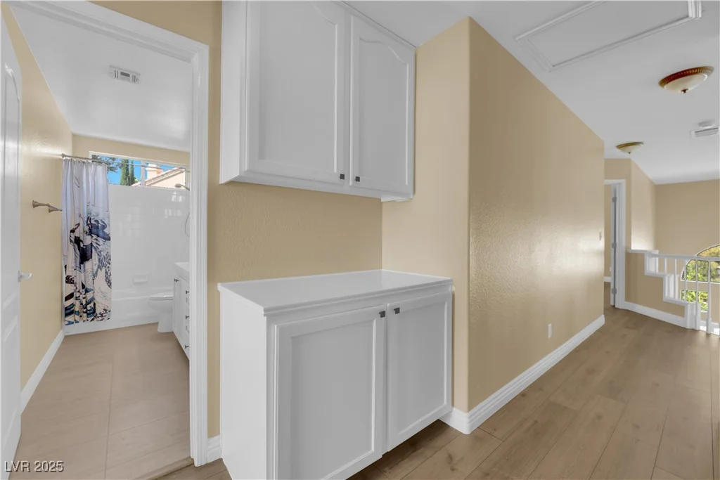 2417 Chestnut Hill, Las Vegas, NV 89134