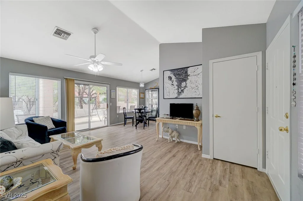 2430 Sungold, Las Vegas, NV 89134