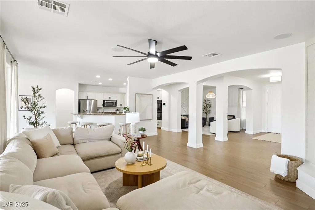 9410 Stone Castle, Las Vegas, NV 89123