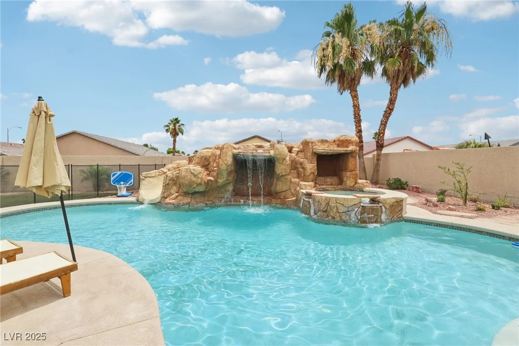 9410 Stone Castle, Las Vegas, NV 89123