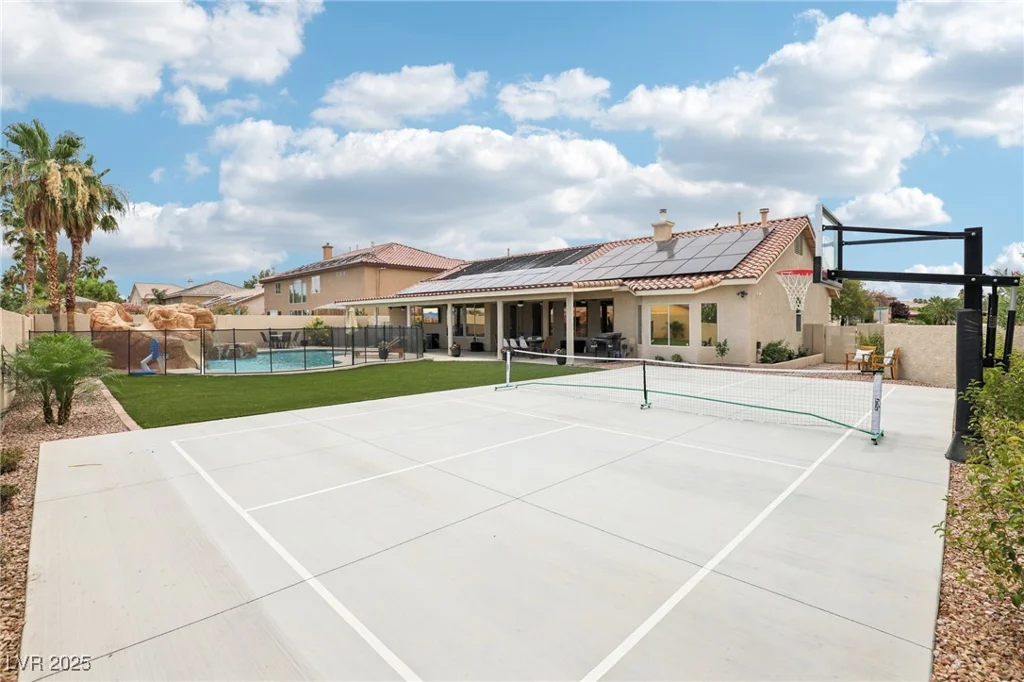 9410 Stone Castle, Las Vegas, NV 89123