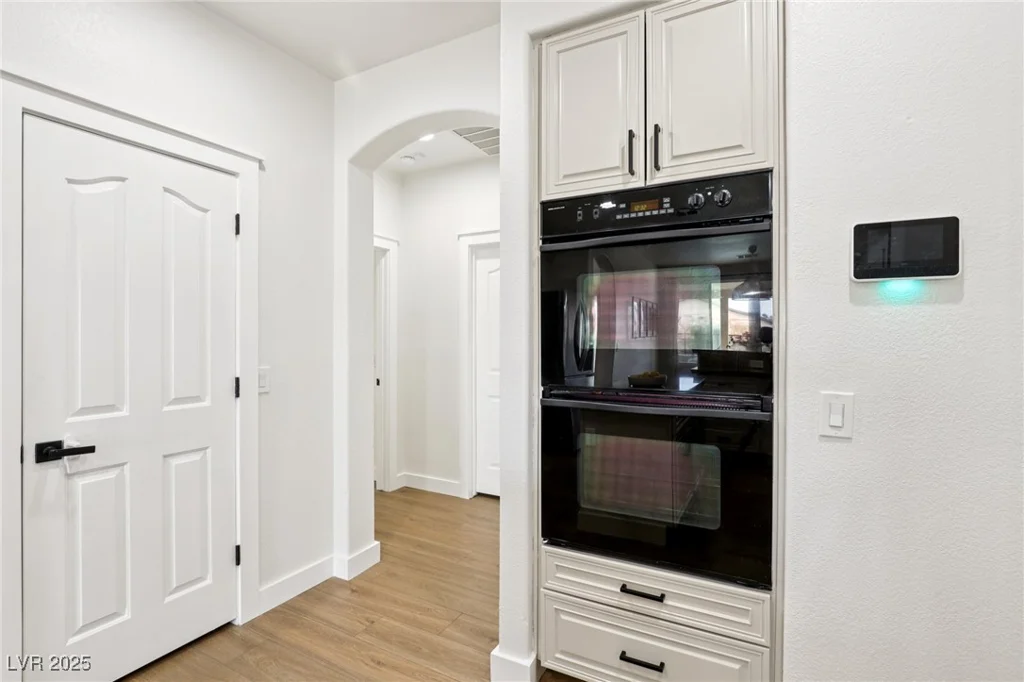 9410 Stone Castle, Las Vegas, NV 89123