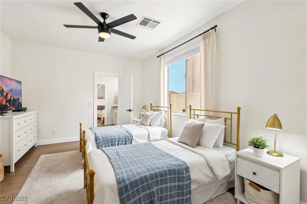 9410 Stone Castle, Las Vegas, NV 89123
