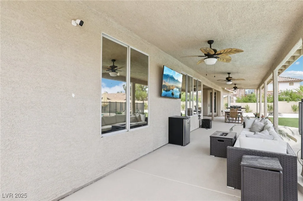 9410 Stone Castle, Las Vegas, NV 89123