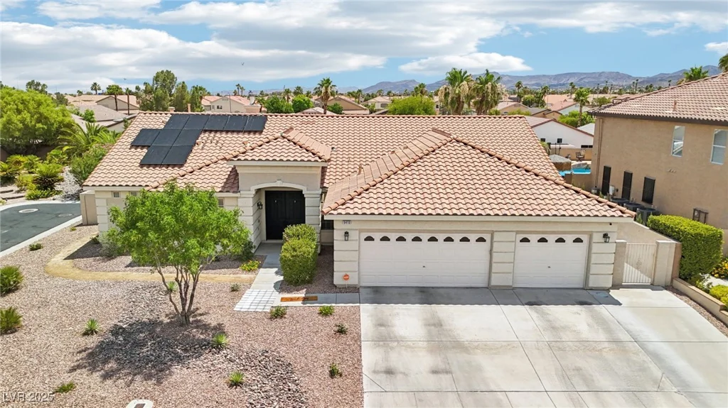 9410 Stone Castle, Las Vegas, NV 89123