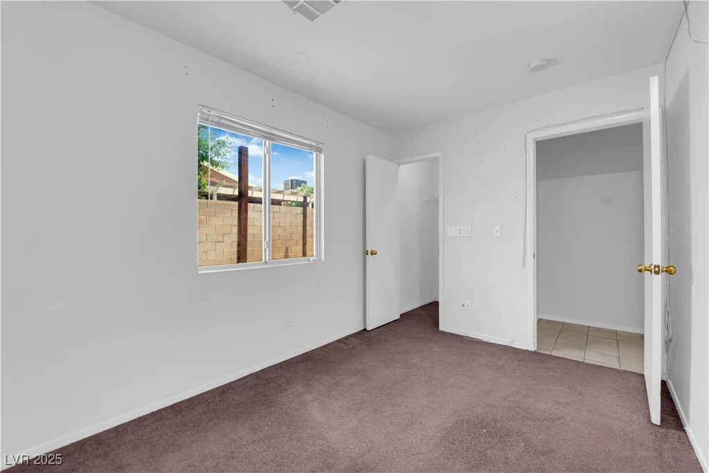 2432 Shady Hill, Las Vegas, NV 89106