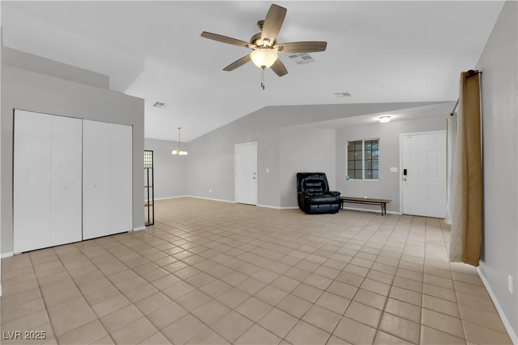 2432 Shady Hill, Las Vegas, NV 89106