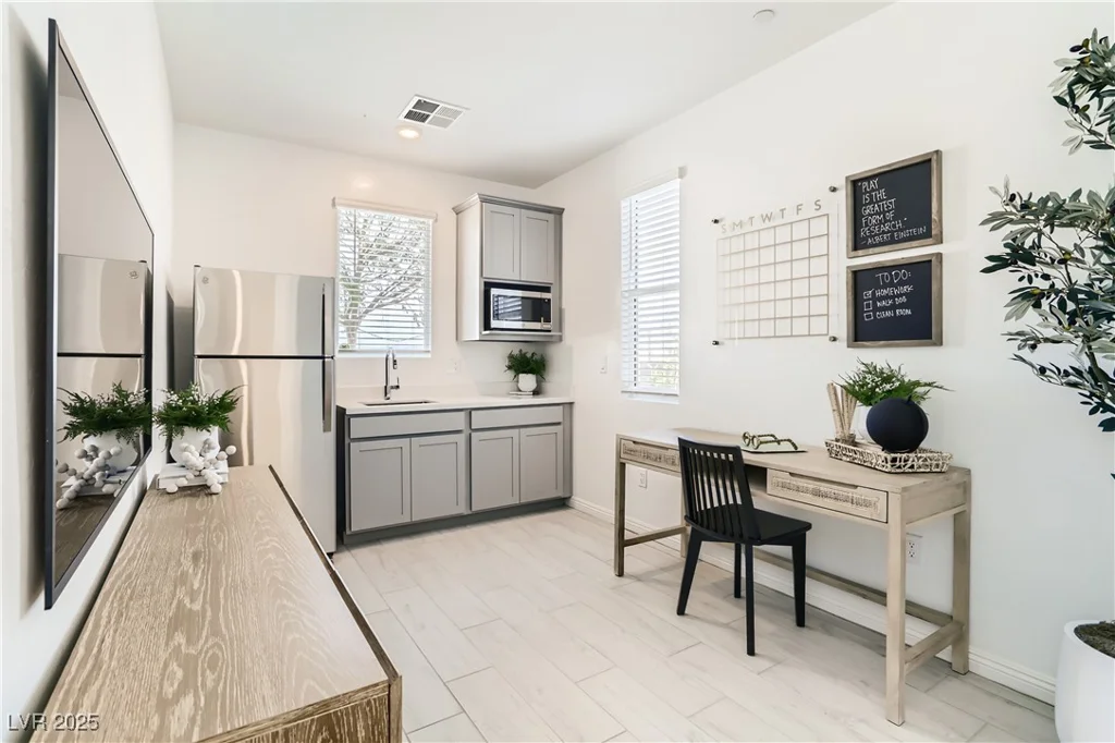 9351 Aria Ridge, Las Vegas, NV 89143