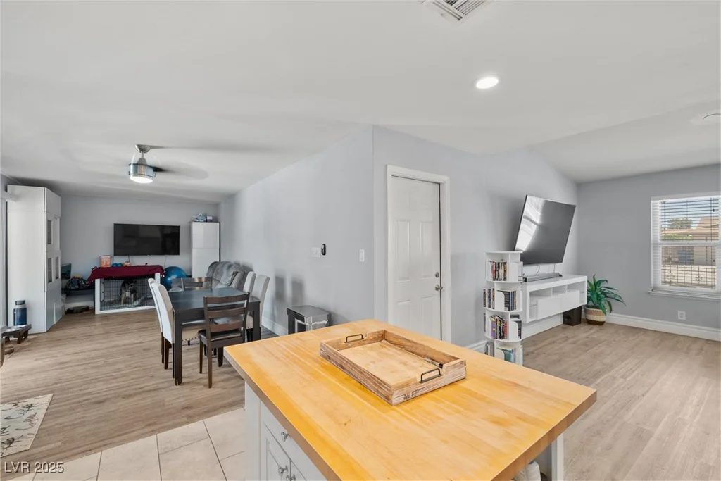 5397 Lamoille, Las Vegas, NV 89120