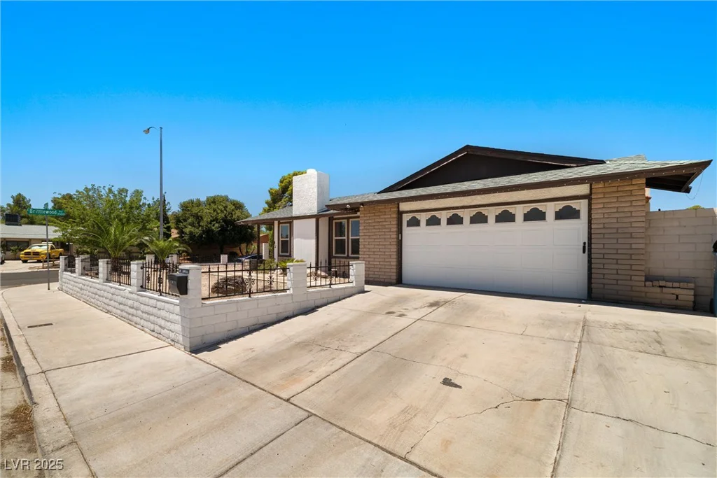 5397 Lamoille, Las Vegas, NV 89120